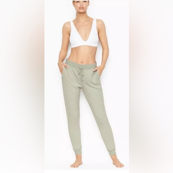 Victoria's Secret Cotton Fleece Mid Rise Jogger Sweatpants Soft Green - Picture 3 of 11